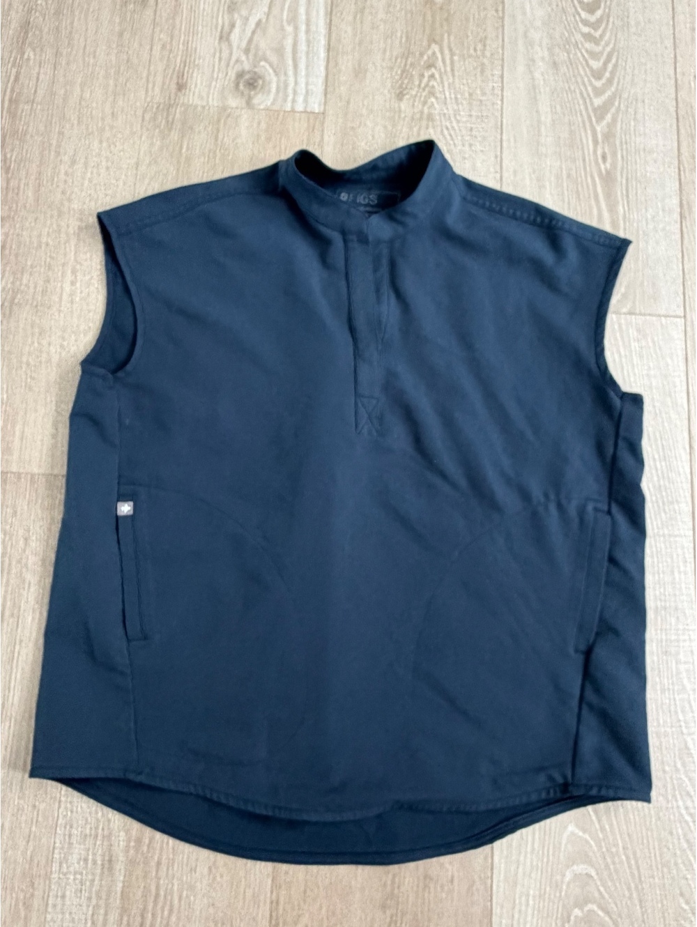 FIGS Technical Collection Rafaela navy sleeveless top
